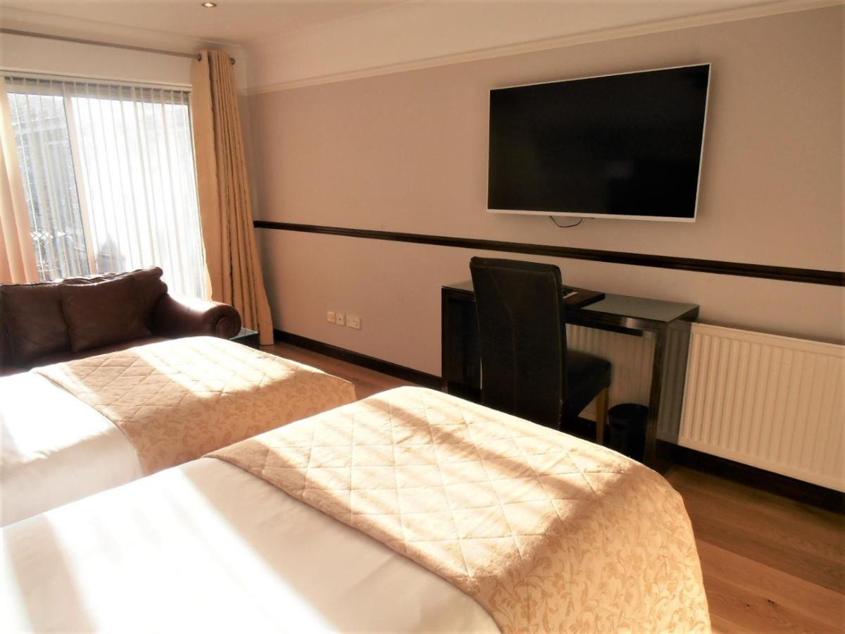 Hollies Hotel Martock Екстер'єр фото