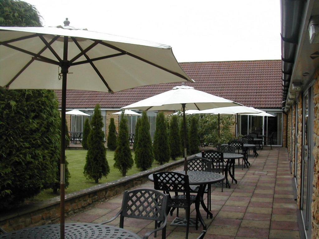 Hollies Hotel Martock Екстер'єр фото