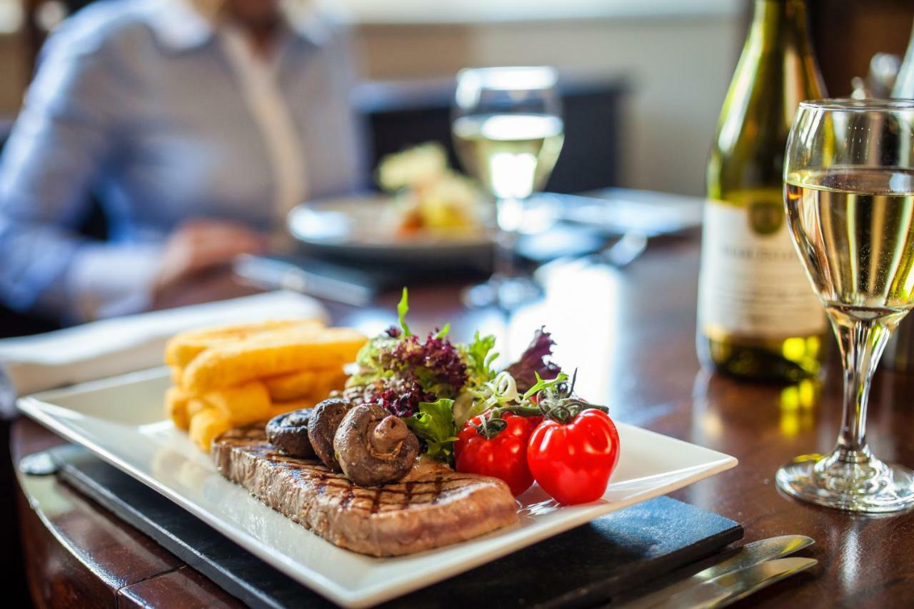 Hollies Hotel Martock Екстер'єр фото